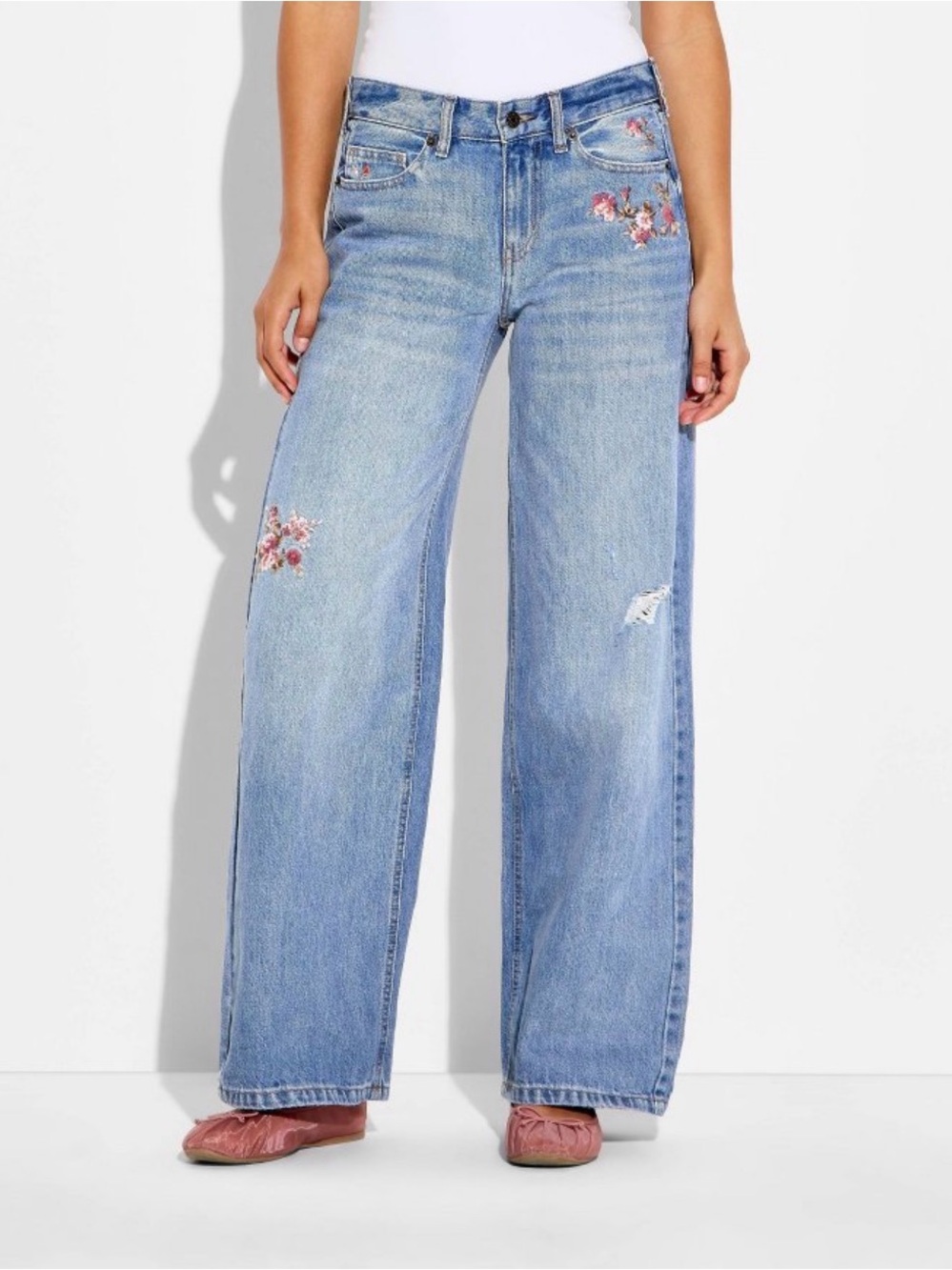 Wild Fable Ultra Boho Low-Rise Baggy Floral Print Jeans Medium Wash Size 12 New
